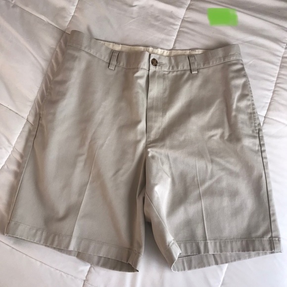 L.L Bean Shorts - Picture 7 of 8